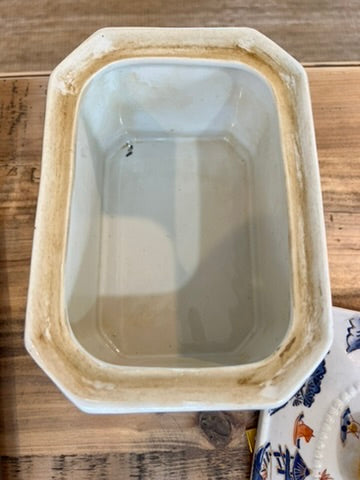 Imari Style Porcelain Sugar Box with Lid
