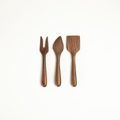 6.5" Handmade Walnut Wood Cheese Set