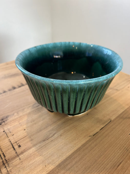 Vintage Green Drip Glaze Hull Pottery Bowl