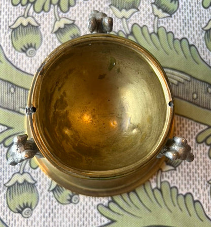 Ink Mount Grey Hound Brass Decor