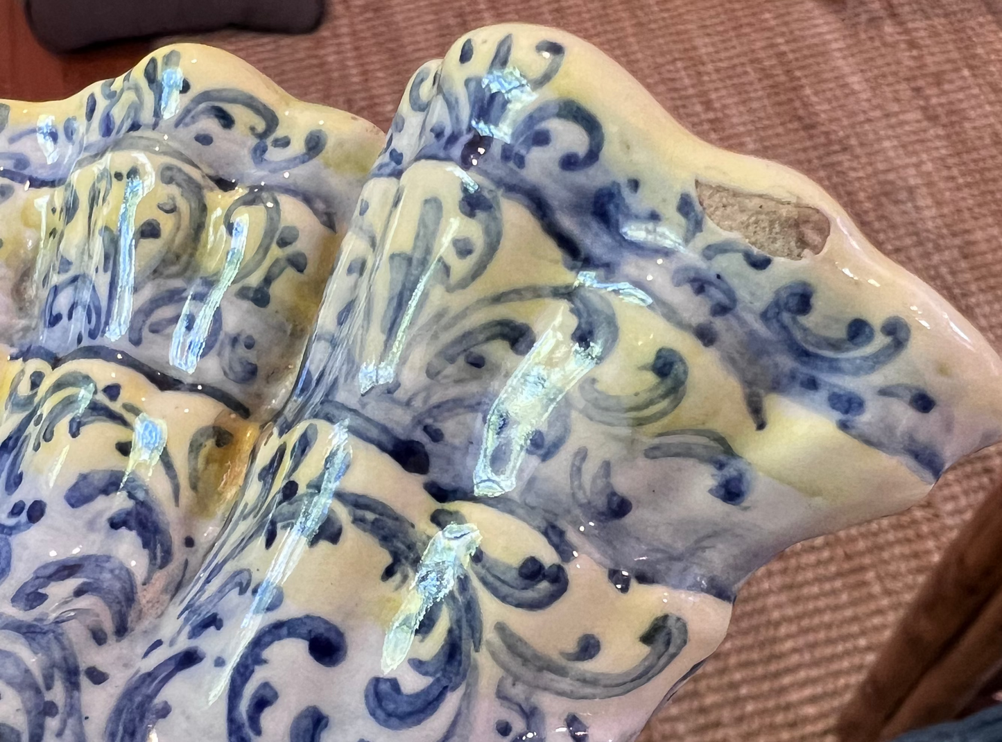 Vintage Italian Majolica Fan Vase – Bologna Cherub Putti Motif, by Angelo Minghetti