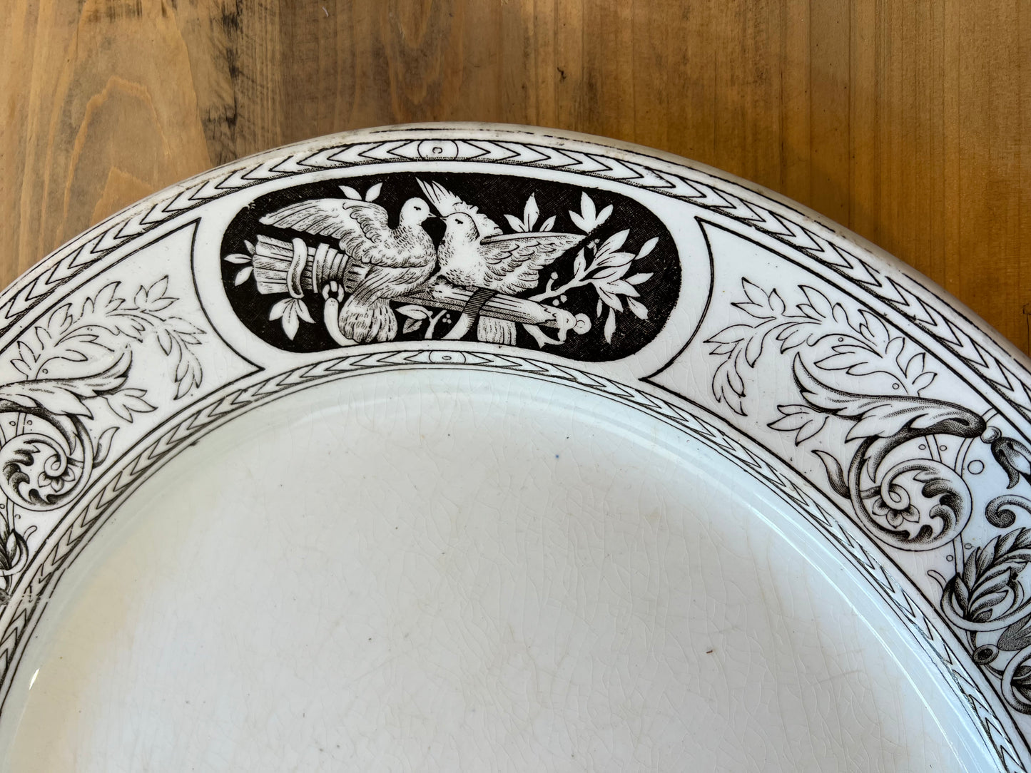 Bedford Ridgways England Platter, Doves Cooing