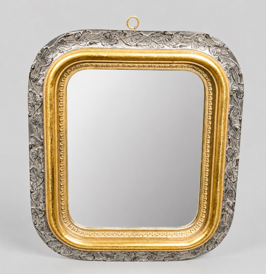 Vintage Borghese Carved and Gilt Gesso Wall Mirror